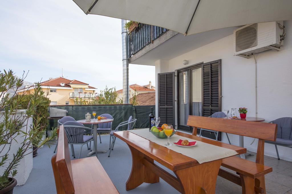 Apartment Kurbasa Kastela Luaran gambar