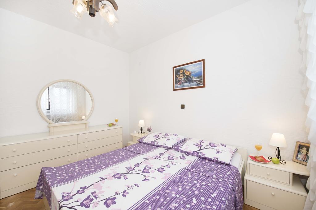 Apartment Kurbasa Kastela Luaran gambar