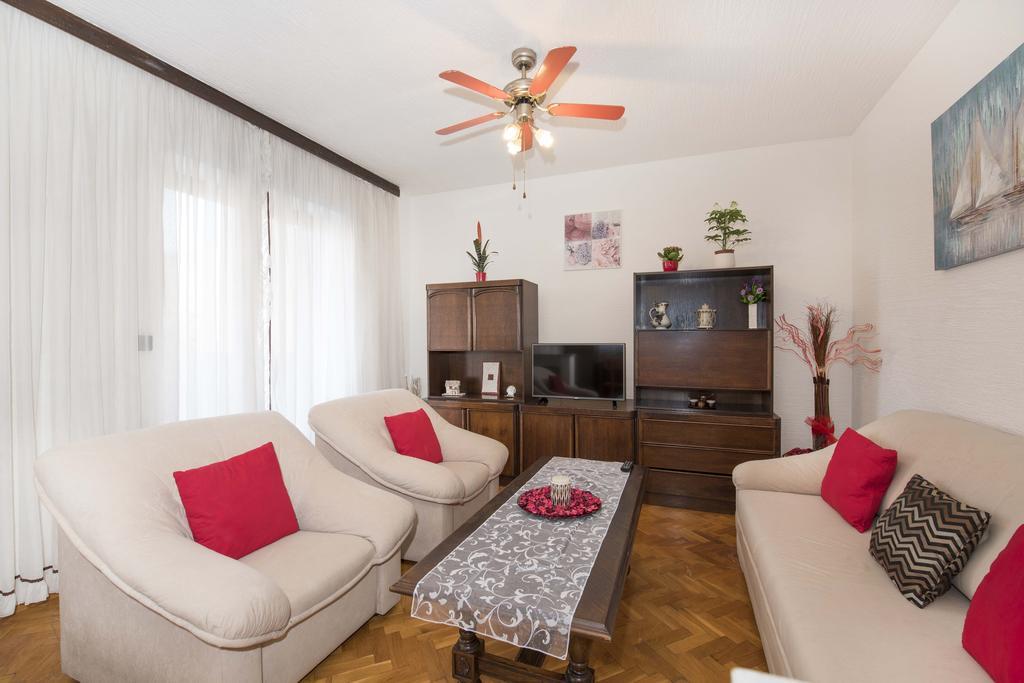 Apartment Kurbasa Kastela Luaran gambar